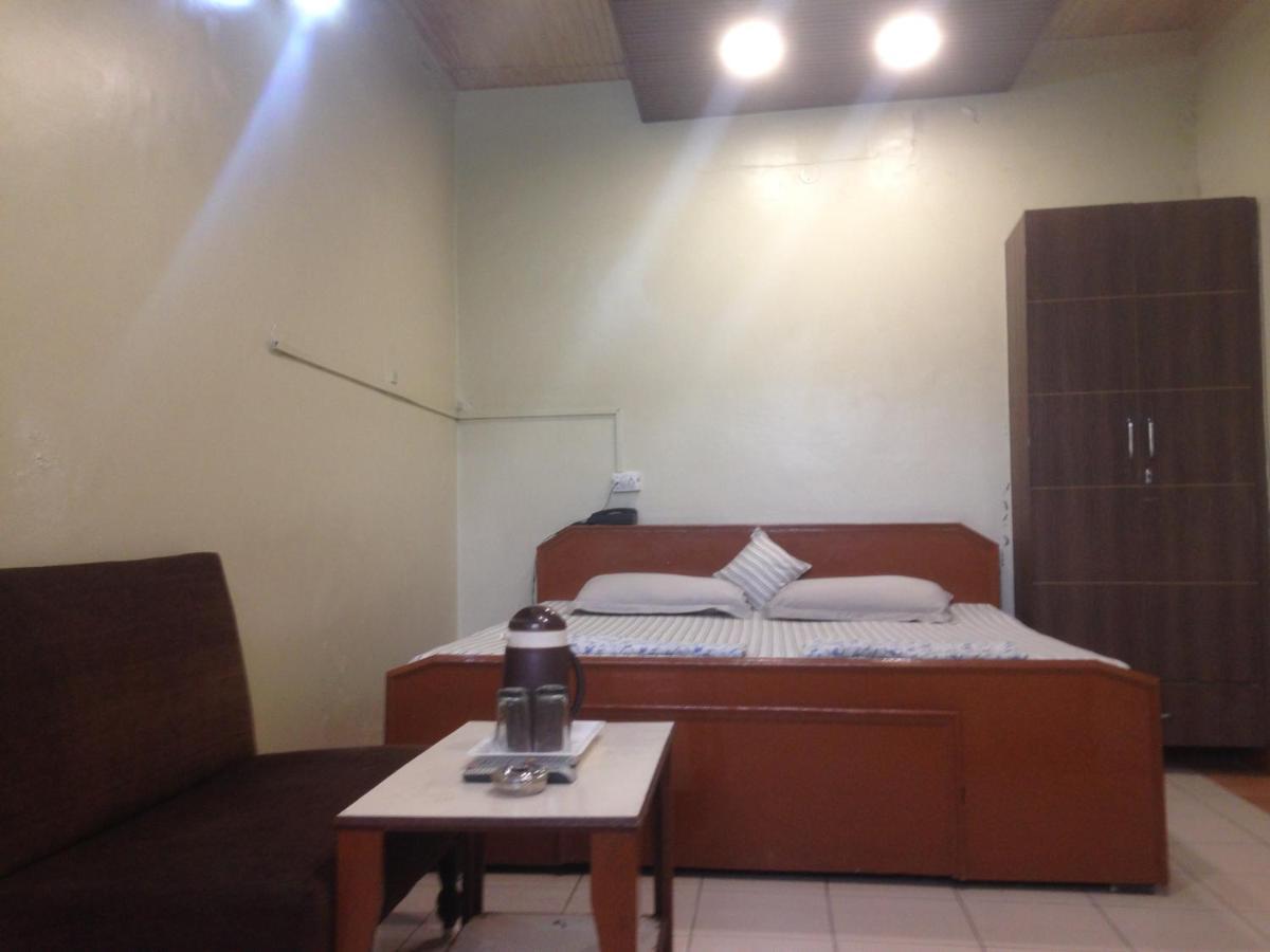 Hotel Palace Amritsar Eksteriør bilde