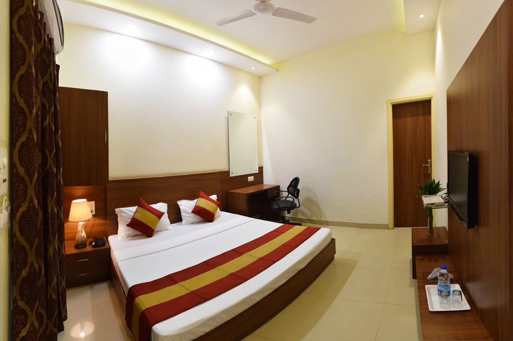 Hotel Palace Amritsar Eksteriør bilde